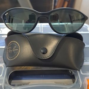 Ray Ban Retro Sunglasses Like New With Case